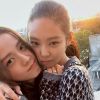 BLACKPINK estava quase completo em Paris. Jennie e Jisoo passaram alguns dias juntas