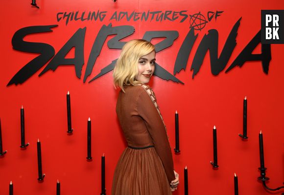 Kiernan Shipka confirma Sabrina Spellman em "Riverdale" no Instagram: "De Greendale a Riverdale"