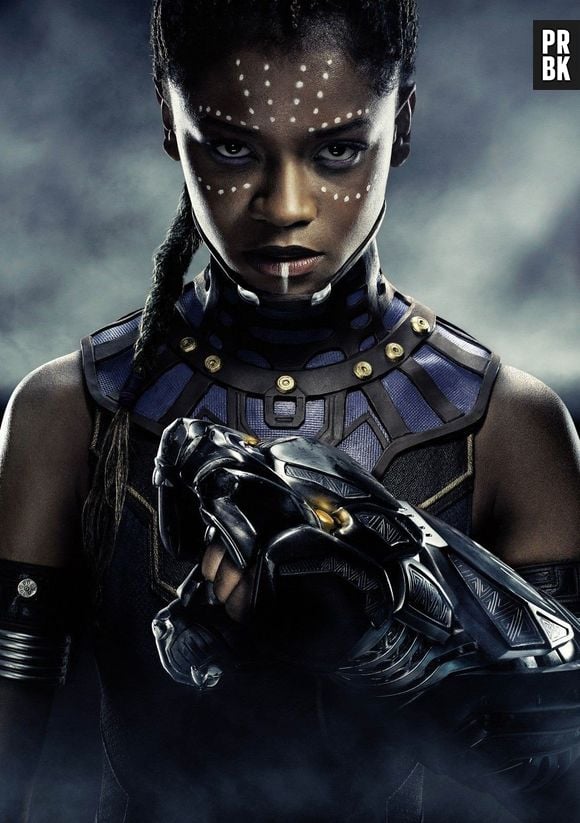 Em dezembro de 2020, Letitia Wright compartilhou um vídeo com posicionamentos negacionistas e xenofóbicos