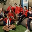  "Rebelde" acompanha o novo grupo de adolescentes da Elite Way School, EWS, tentando fazer sucesso no mundo da música  