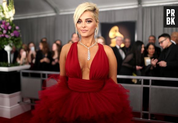 Bebe Rexha lamenta: "Não sei mais como me ajudar ou como amar a mim"