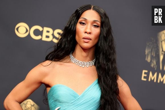 MJ Rodriguez fez história ao se tornar a primeira pessoa trans a ganhar um Globo de Ouro