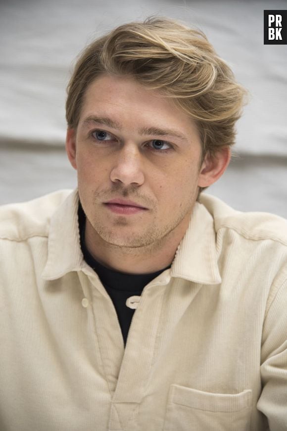 Joe Alwyn é do signo de peixes