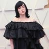 Billie Eilish rebate crítica por seu look no Oscar com vídeo debochado