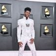 Grammy 2022: Lil Nas X deu destaque ao look com borboleta