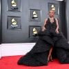 Grammy 2022: Doechii foi com vestido preto de camadas 