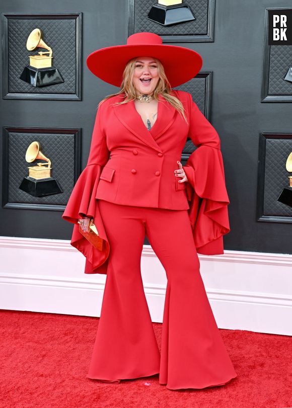 Grammy 2022: cores vivas estão em alta
