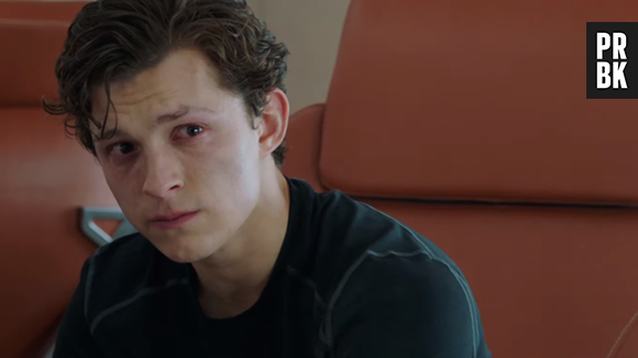 Tom Holland está comemorando 26 anos