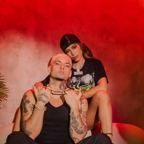 Anitta e Filipe Ret esquentam clima em "Tudo Nosso" com rap empoderado