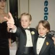  Macaulay Culkin e seu irmão,  Kieran Kyle Culkin. O ator é mundialmente conhecido por seus filmes quando criança e, hoje, tem 41 anos  