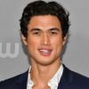 "Continência ao Amor": Charles Melton viveria o par romântico de Sofia Carson no novo filme da Netflix