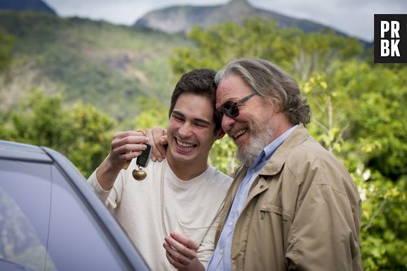 Na primeira versão, Teto é filho de Teodoro, um empresário rico que é conhecido como "O Rei do Tomate".