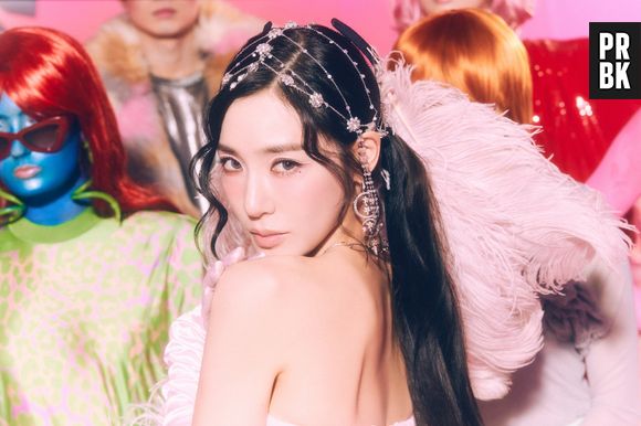 Girls' Generation: Tiffany foi com make mais discreta em 2º photoshoot