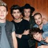 "Night Changes" foi o último single do One Direction com Zayn Malik, antes da saída do cantor