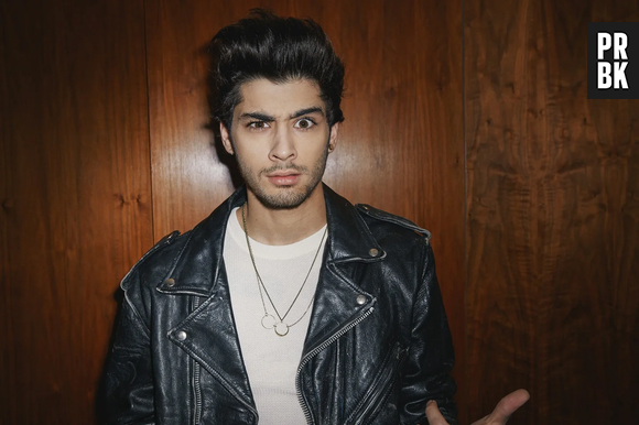 Zayn Malik cantando "Night Changes", do One Direction, em 2022: vídeo pega fãs de surpresa