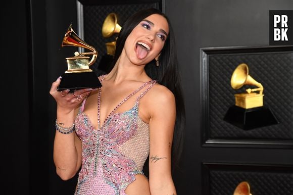 Dua Lipa saiu de casa aos 15 anos para investir na carreira