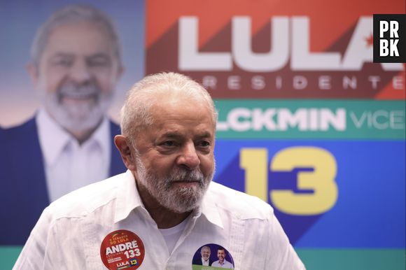 Luís Inácio Lula da Silva, do PT, lidera as intenções de voto para Presidente, segundo pesquisas