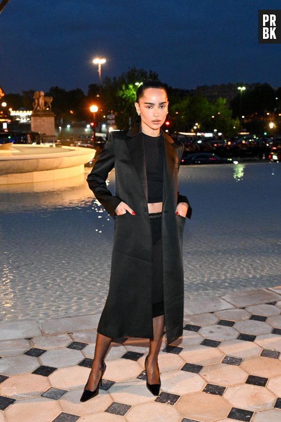 Paris Fashion Week: Zoe Kravitz em evento da Saint Laurent