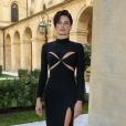 Paris Fashion Week: brasileira  Isabeli Fontana para Monot 