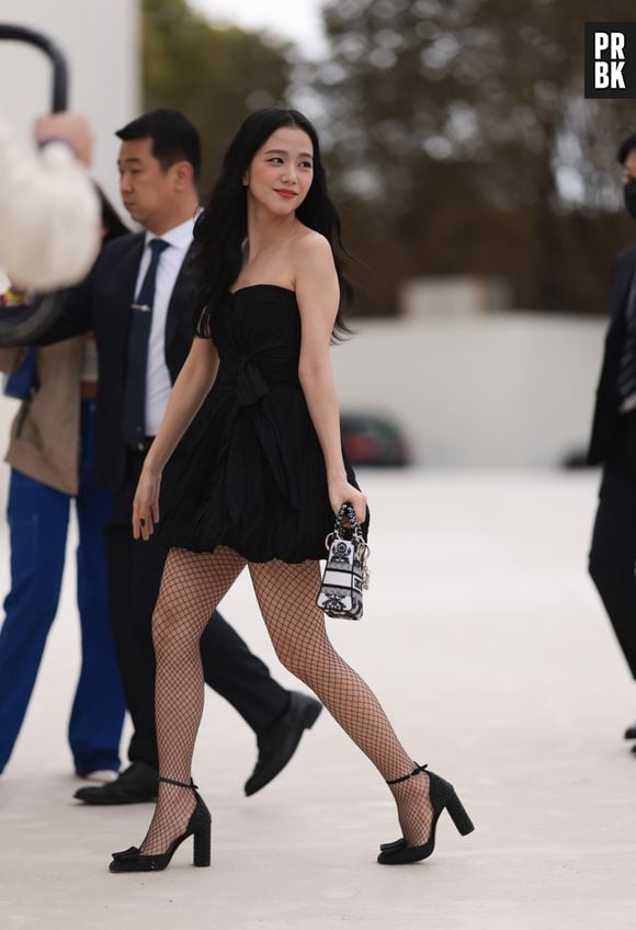 Paris Fashion Week: Jisoo, do BLACKPINK, prestigiou a marca Dior