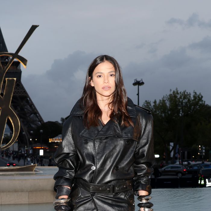 Paris Fashion Week: Bruna Marquezine foi ao desfile da  Saint Laurent no último final de semana  