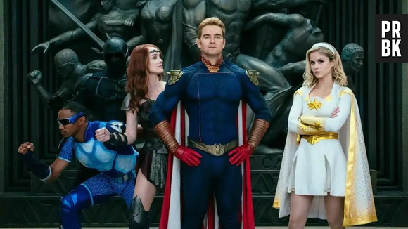 "The Boys": Capitão Pátria (Antony Starr) mata Black Noir (Nathan Mitchell) no final da 3ª temporada por descobrir que ele sabia um segredo sobre o Soldier Boy (Jensen Ackles)