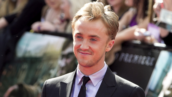 Tom Felton, de "Harry Potter", se abre sobre reabilitação e vício em álcool