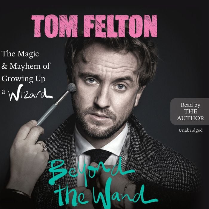 Tom Felton, o Draco Malfoy, lança livro biográfico &quot; Beyond the Wand: The Magic and Mayhem of Growing Up a Wizard&quot;    