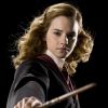 Tá aí um clássico das fantasias. Desde o primeiro filme da franquia "Harry Potter", em 2001, a galera adora se vestir de Hermione.