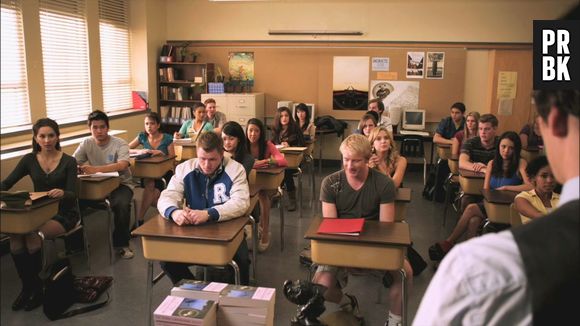 Pode comemorar, as aulas voltaram e você pode rever todo mundo que adora!