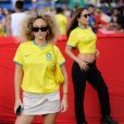 A blogueira  Julia Rodrigues  se reúne com time de famosos para assistir estreia da Seleção Brasileira na Copa do Mundo no Qatar, no dia 24 de novembro de 2022