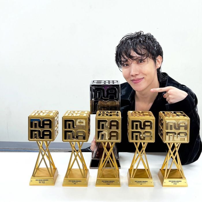 J-Hope, do BTS, ganhou vários prêmios no MAMA Awards 2022