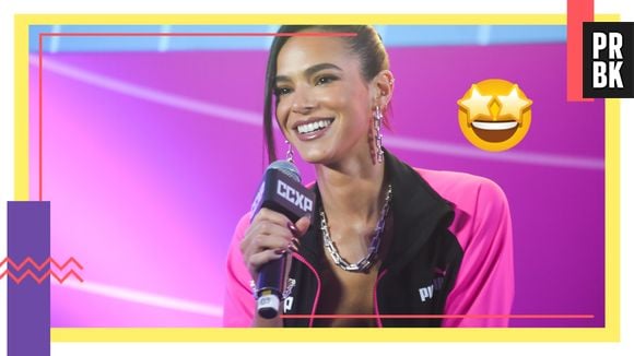 Bruna Marquezine participa de palco Unlock na CCXP em São Paulo