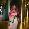 Farofa da Gkay: Luisa Mell com saia transparente no evento