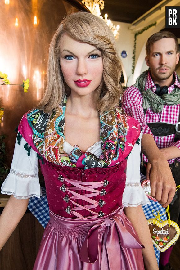 Figura de cera de Taylor Swift foi exibida em Hofbraeuhaus, em Berlim, na Alemanha, em 14 de setembro de 2016