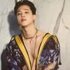 Jimin, do BTS, foi assunto da semana quando apareceu sem camisa em photoshoot da Weverse