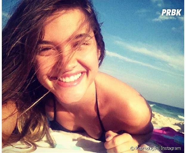 Juliana Paiva vai se dividir entre o Rio de Janeiro e as praias de Salvador no Carnaval de 2015!
