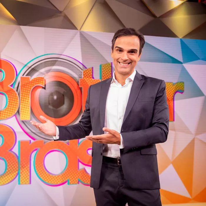  Espectadores pedem saída de Tadeu Schmidt do comando do &quot;Big Brother Brasil&quot;, saiba quem assume 