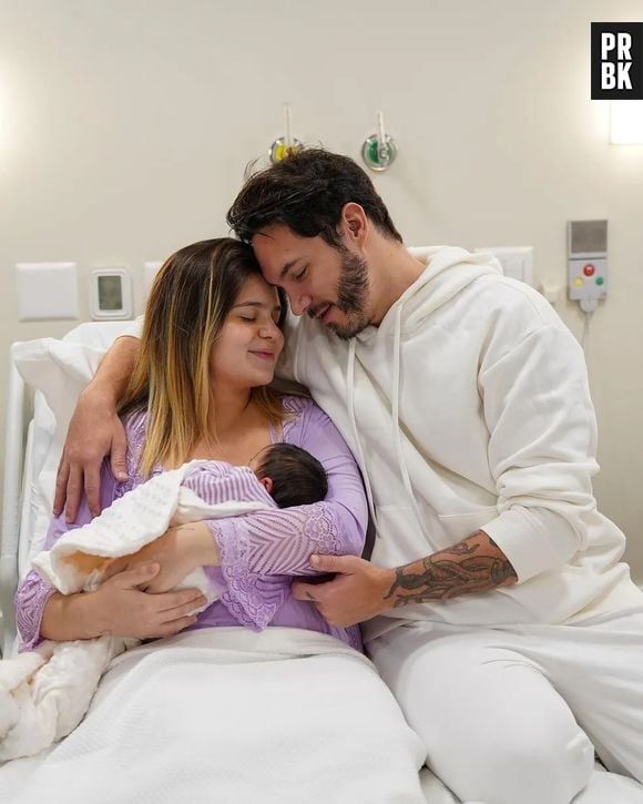 Lua, filha de Viih Tube e Eliezer nasceu no domingo de Páscoa, dia 9 de abril de 2023