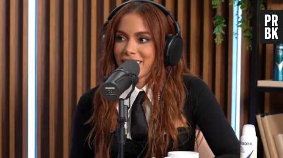 Anitta deu entrevista para o "Quem Pode, Pod" e deu detalhes da vida pessoal