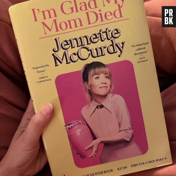 Jennette McCurdy escreveu um livro chamado "Estou Feliz que Minha Mãe Morreu"