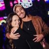 Larissa Manoela não está falando com a família e conta com o apoio do namorado André Luiz Frambach