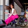 Influenciadora digital foi criticada por vídeo com ideias de poses para cadeirantes