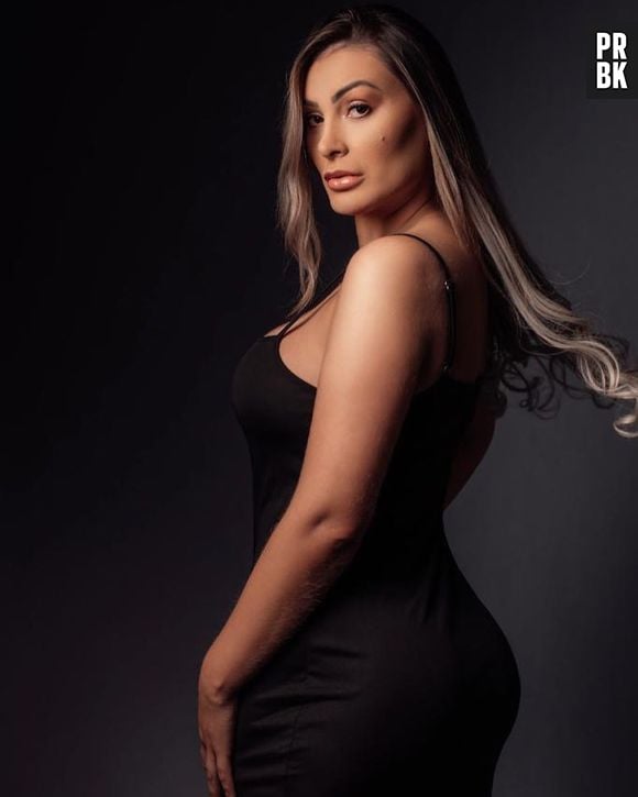 Andressa Urach gravou novo vídeo para seu perfil de conteúdo adulto