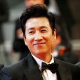  Suicídio suspeito na morte do ator de "Parasita", Lee Sun-kyun, em um estacionamento na Coreia do Sul 