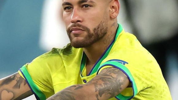 Grávida de Neymar, modelo brasileira está no 3º mês e revelou gravidez pelo WhatsApp