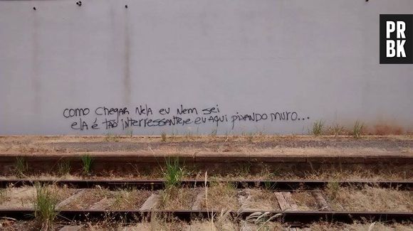 É um pedido de ajuda declarado: esse herói não sabe o que fazer pra conquistar a princesa