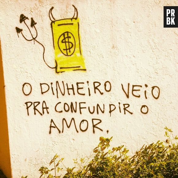 Vai dizer que nunca viu um caso desses? Liga a TV que tem um monte!