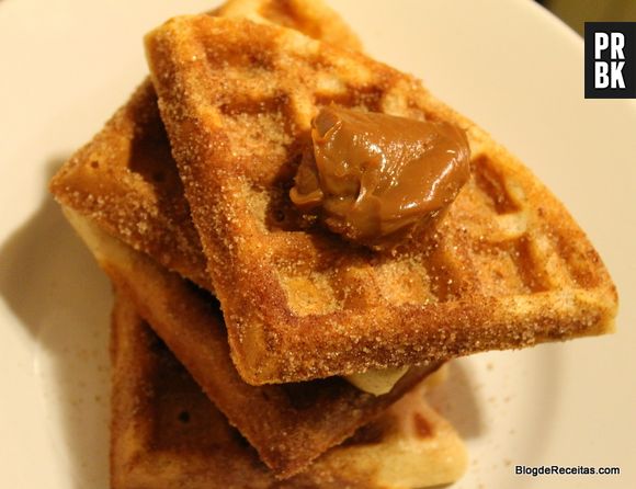 Waffles de churros caem bem em qualquer horário e situação