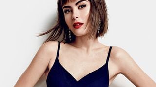 Linda e com atitude, Maria Casadevall revela como se sente sexy: "Gosto de mostrar o colo e as costas"